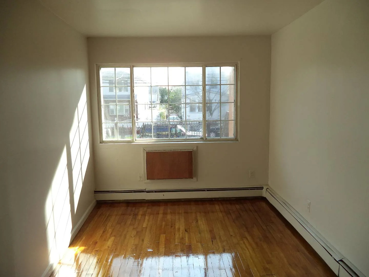 1 bed, 1.0 bath, $2,300 — Photo 4