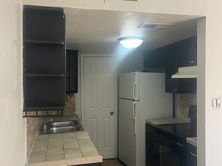 4023 W Reade Ave — Photo 14