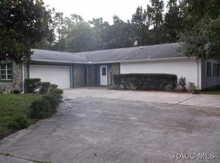 16 Sycamore Ct S, Homosassa, FL 34446