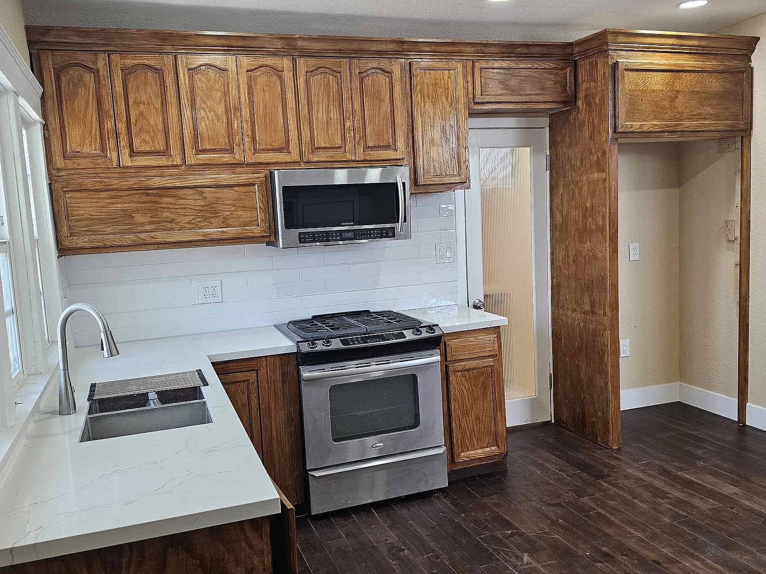 920 1/2 N Arrowhead Ave — Photo 3