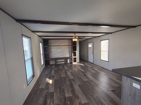 2nd image of 411 E Kay St