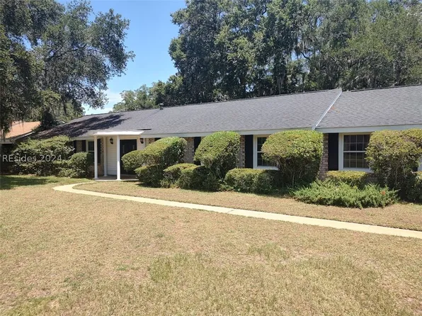 2235 Plantation Dr, Beaufort, SC 29902