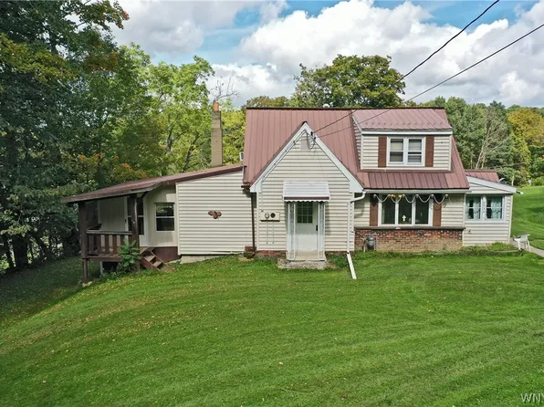 9034 Maltby Dr, Glenwood, NY 14069