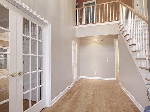 Two story foyer