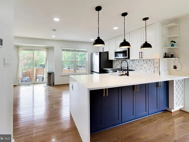 14179 Compton Valley Way — Photo 4