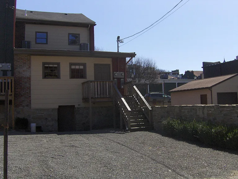 2215 Market St #2 — Photo 17