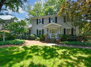 910 Greenwood Dr, Greensboro, NC 27410