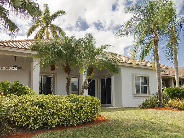 2288 Quail Roost Dr — Photo 6
