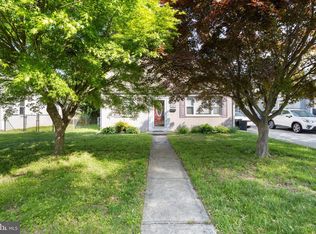 2207 Pershing Ave, Morton, PA 19070