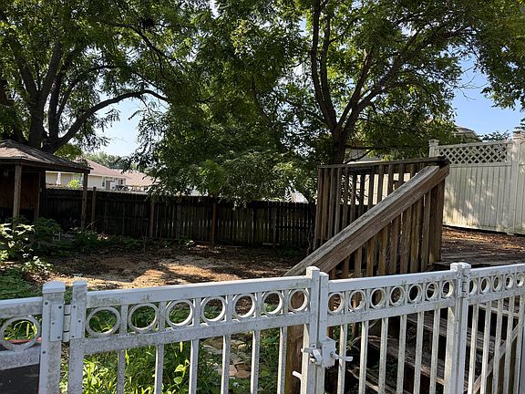 4th image of 2955 W Knob Hill Street
