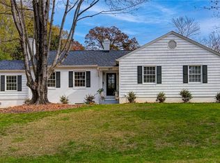 817 Shoreland Rd, Winston Salem, NC 27106