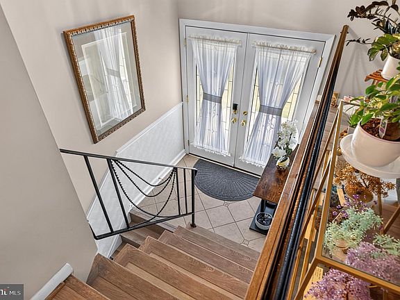 4th image of 11905 Bizet Ct