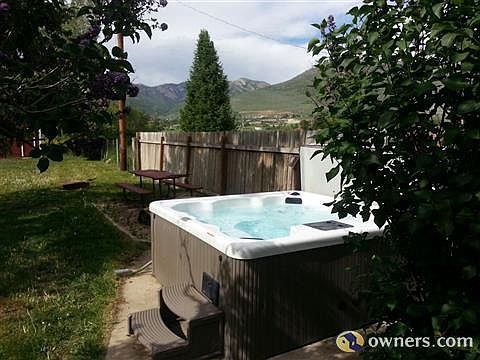 Hot tub!!