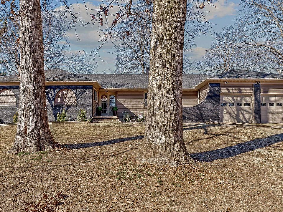1st image of 1008 Oakland Dr