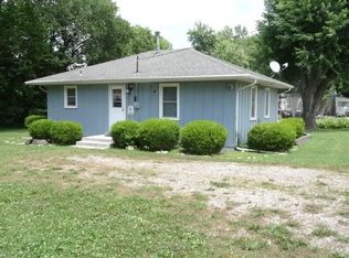 2036 N Broadway St, Butler, MO 64730