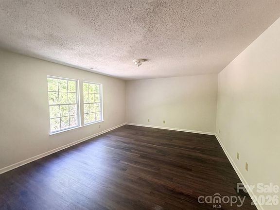 4th image of 6734 Wandering Creek Dr