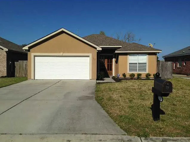 23 Mary Ann Pl