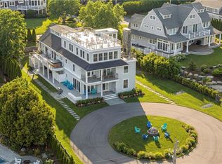 592 Tuckerman Ave, Middletown, RI 02842