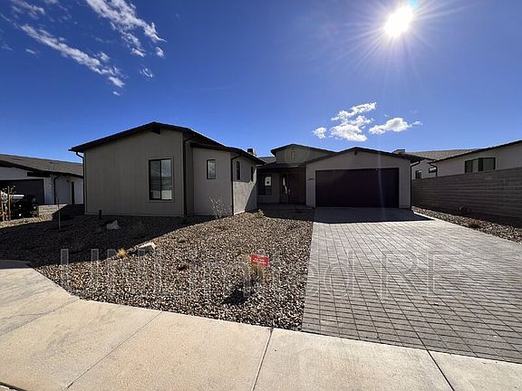 4th image of 5705 E Cannon Pl