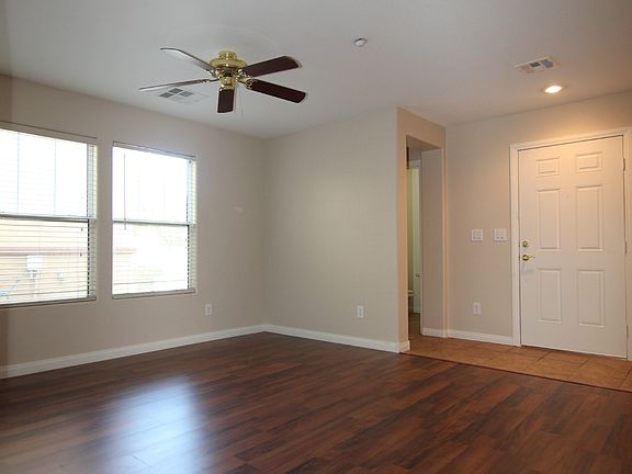 5th image of 684 Monument Point St
