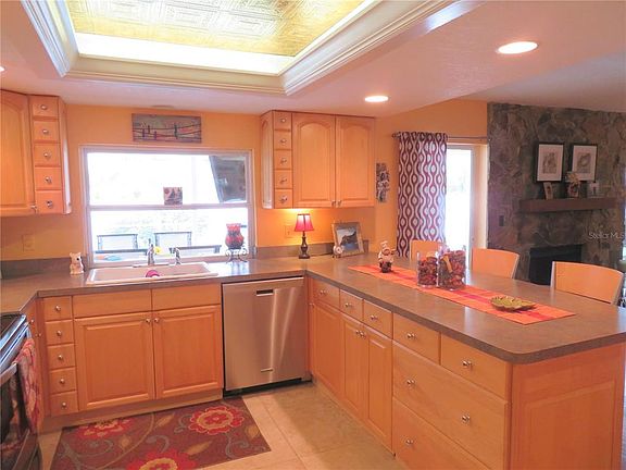 3rd image of 2551 Knotty Pine Way