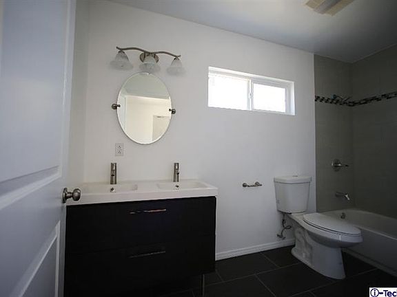 5th image of 12404 Lull St