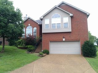 7204 Sugarloaf Dr, Nashville, TN 37211