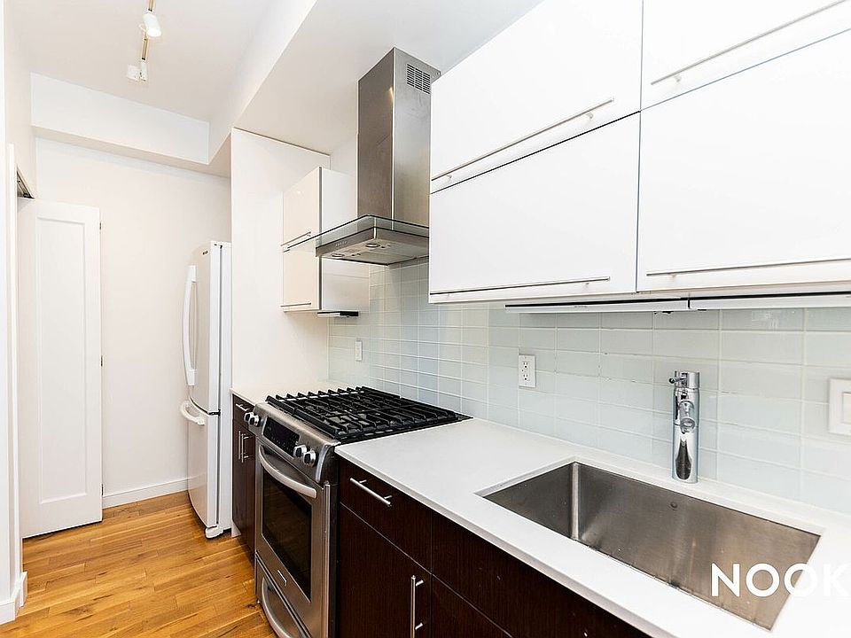 1st image of 474 Grand Ave APT 6