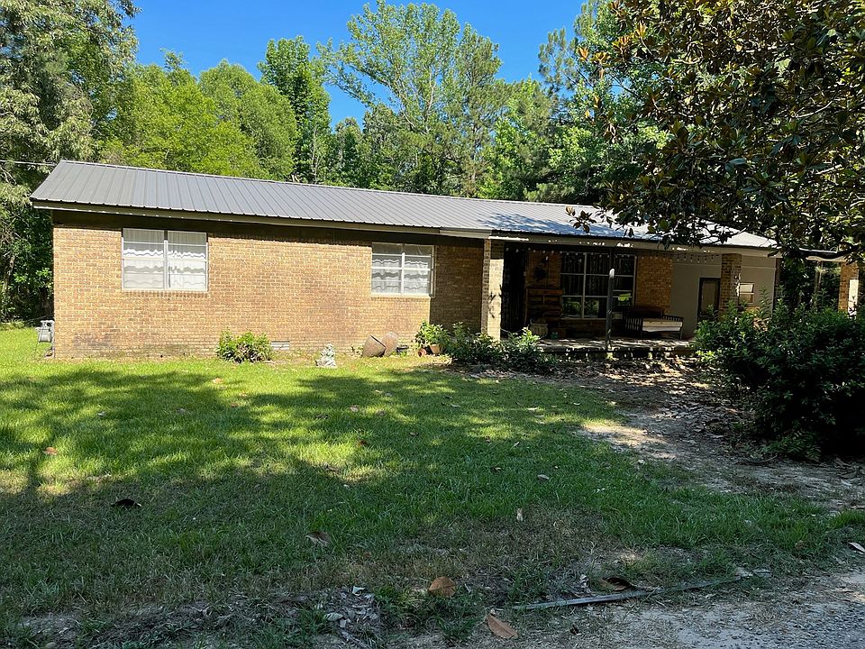 1st image of 34 Wood St
