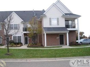 3396 Kneeland Cir, Howell, MI 48843