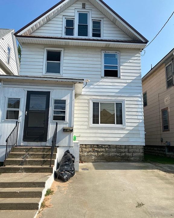 1st image of 913 E 25th St