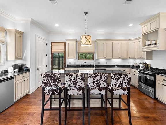 4th image of 5196 Myrtle Trail Dr