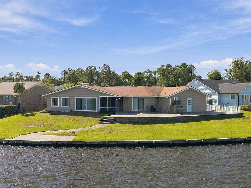 1st image of 905 Grenada Court