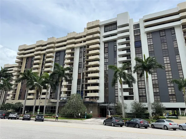 600 Biltmore Way APT 908, Coral Gables, FL 33134