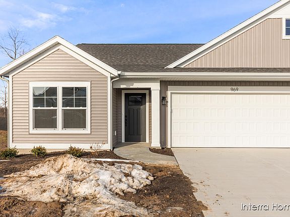 2nd image of 969 NW Scioto Dr NW #20