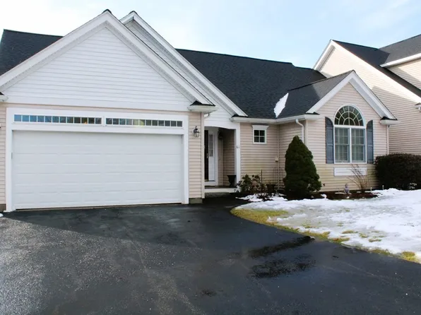 61 Hillview Ln #61, Northbridge, MA 01534
