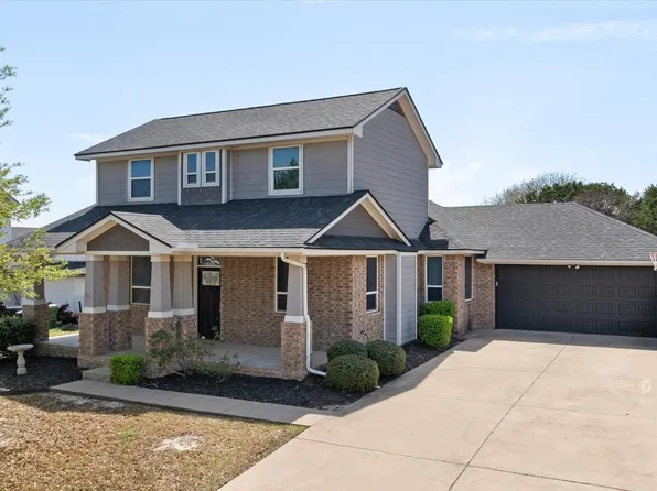 119 Camelot St, Glen Rose, TX 76043