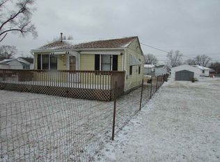 726 10th St W, Milan, IL 61264