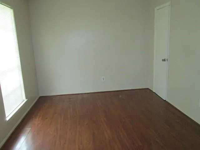 811 Whispering Pine Dr — Photo 15