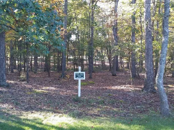 114 Candor Oaks, New London, NC 28127