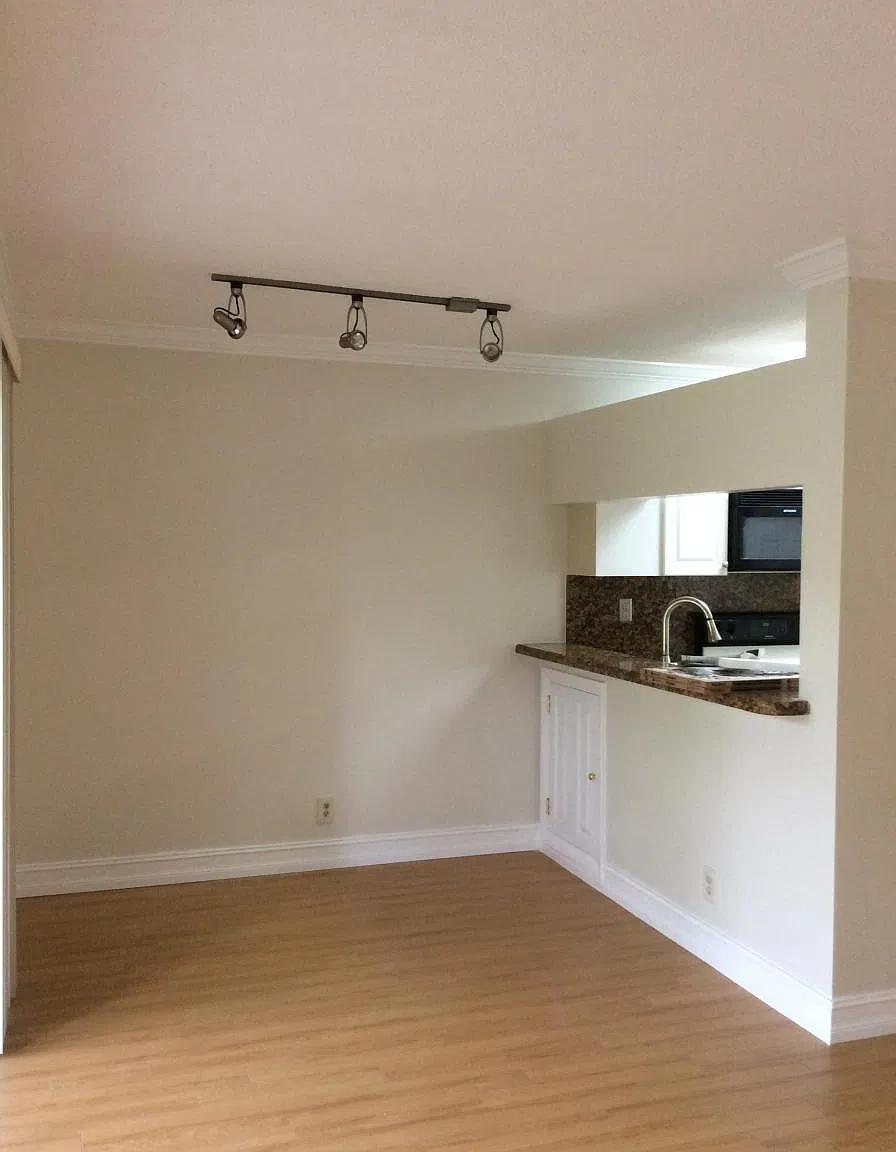 1 bed, 862 sqft, $2,100 — Photo 3
