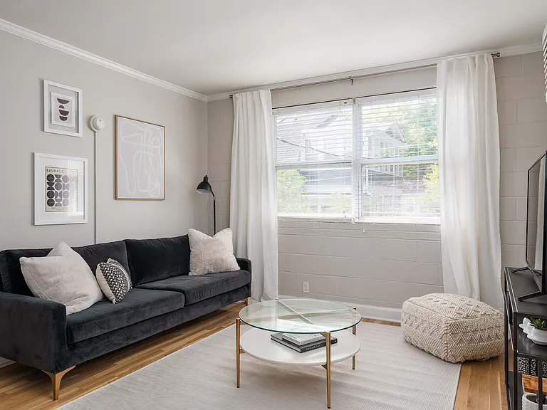 One Bedroom Across From Walking & Biking Trails in Fisher Park - Water & Parking Included — Photo 1