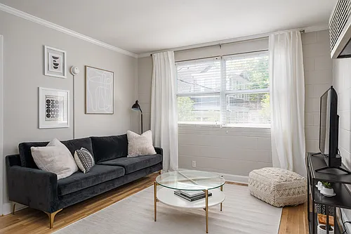 One Bedroom Across From Walking & Biking Trails in Fisher Park - Water & Parking Included Photo 1