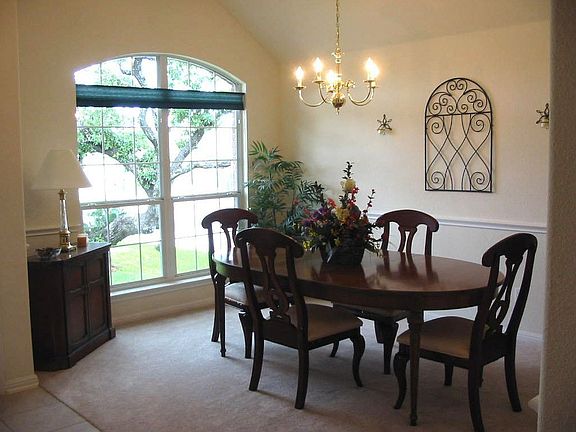 Formal dining room
