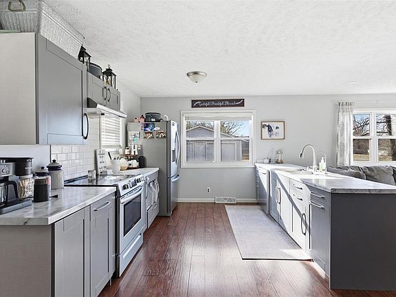 2nd image of 3472 Belltown Rd