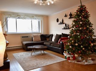 328 Broadway, Somerville, MA 02145
