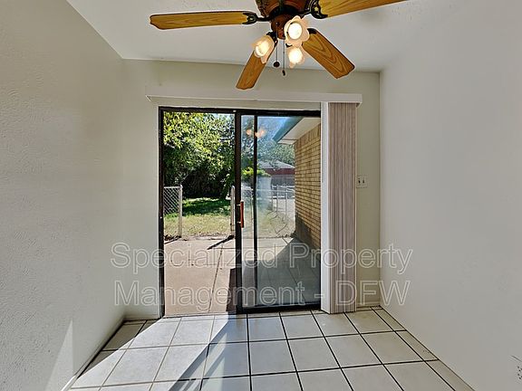 4th image of 720 Priscilla Ln