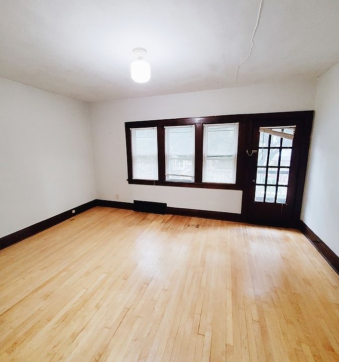 1st image of 2849 N Pierce St #A