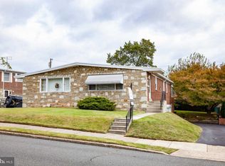 173 Dimarco Dr, Philadelphia, PA 19154