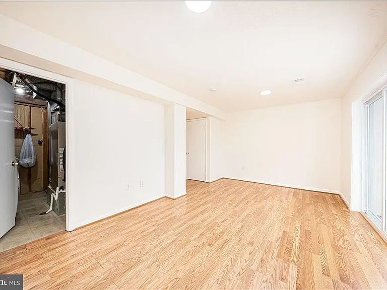 Entry Level Family room